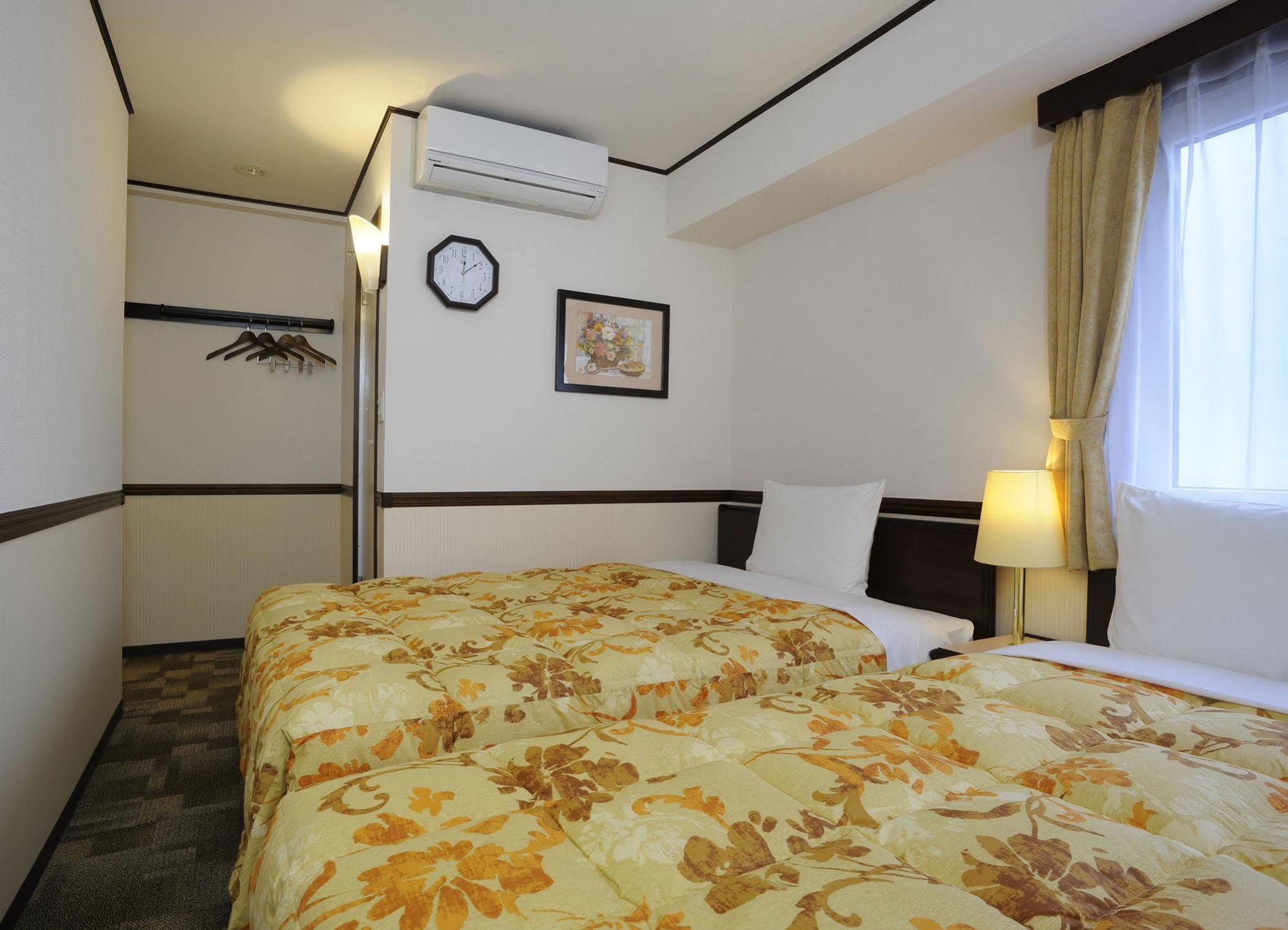 Toyoko Inn Aizuwakamatsu Ekimae Exteriér fotografie